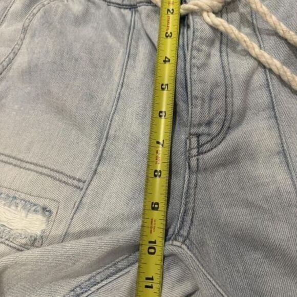 Free People Pants Pull-On Crop Jeans Distressed Baggy Raw Hem drawstring Wmns M - Picture 7 of 10